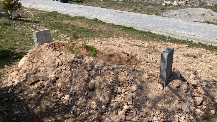 Konya'da 3 yaşındaki kızını öldüren kadının eşi konuştu! "Uyumaya gideceklerini söyledi"