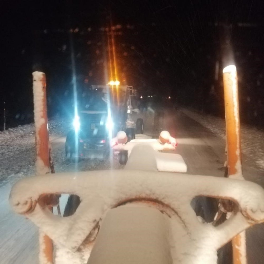 Antalya-Konya karayolunda kar yağışı etkili oluyor