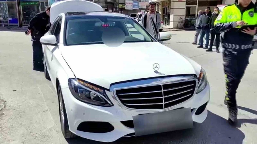 Konya'da çakar ve siren sistemi kullanan sürücülere ceza yağdı