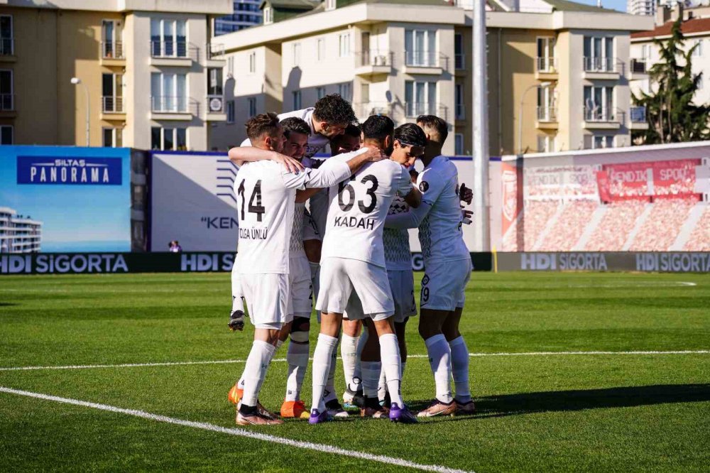 6 gollü maçta kazanan Altay oldu