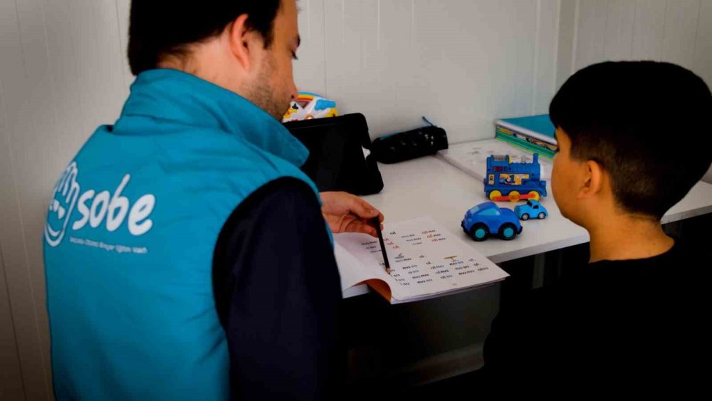 Konya, deprem bölgesindeki ’otizmli özel çocukları’ unutmadı