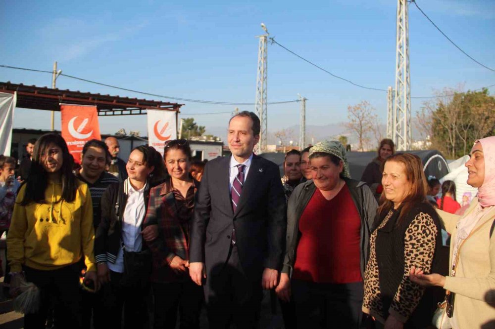 Fatih Erbakan, Hatay’da depremzedelerle bir araya geldi