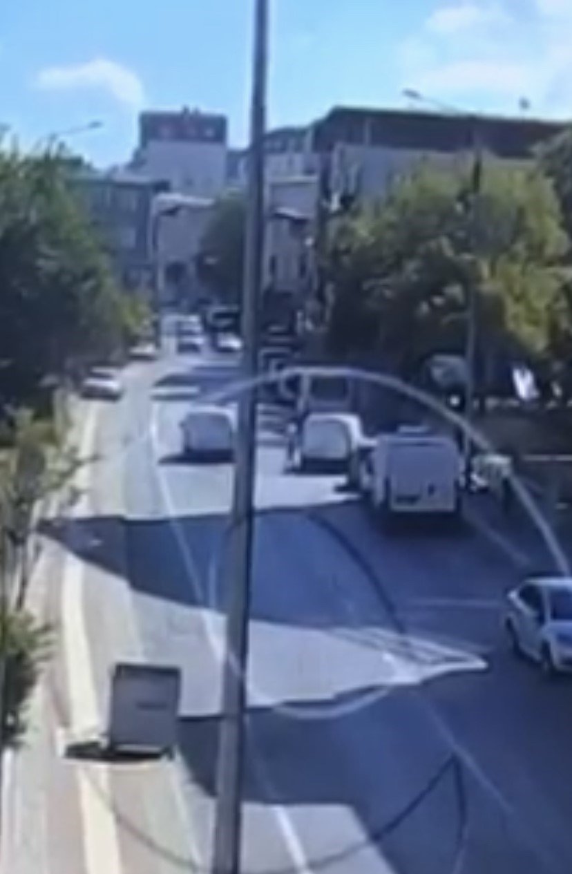 Pide almaya gitti, 400 bin liralık aracından oldu