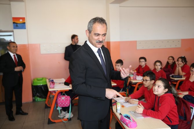 Milli Eğitim Bakanı Mahmut Özer'den açıklama! İki ildeki tüm okullar açılıyor