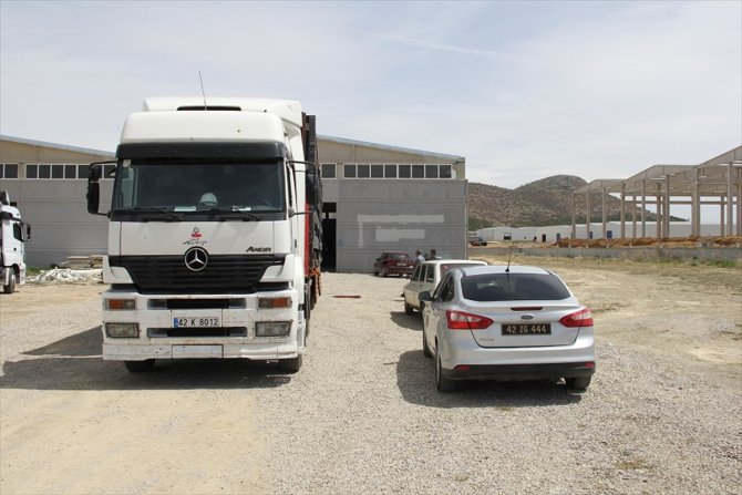 Konya'nın ilçesinden Hatay'a 22 konteyner