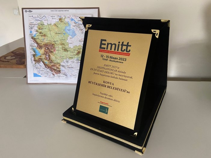 konya-standi-turizm-fuarinin-en-iyisi-secildi-5-001.jpg