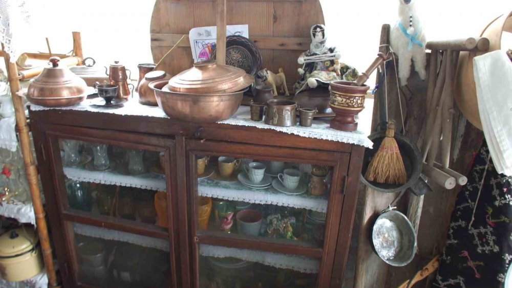 Antika merakının peşinden gitti, çiftlik evi ilgi odağı haline geldi