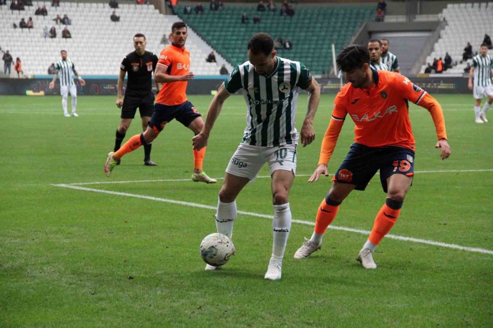 Spor Toto Süper Lig: Giresunspor: 2 - M. Başakşehir: 4 (Maç sonucu)