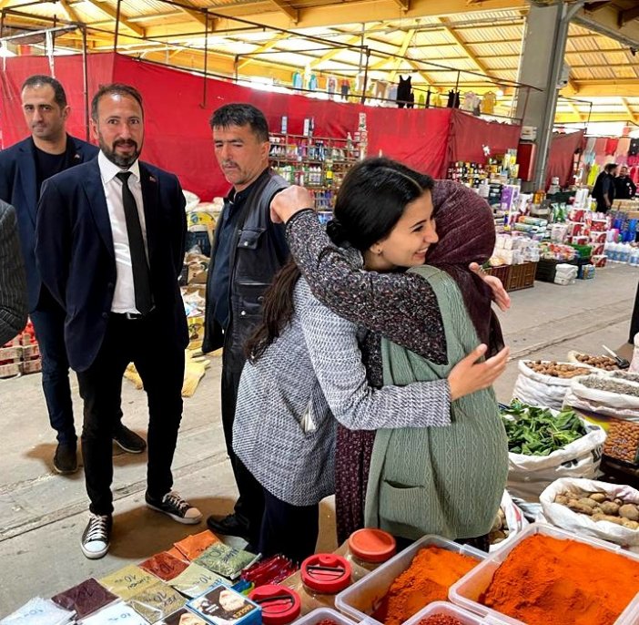 meram-mhp-diyor-cumhura-guveniyor-2.jpg
