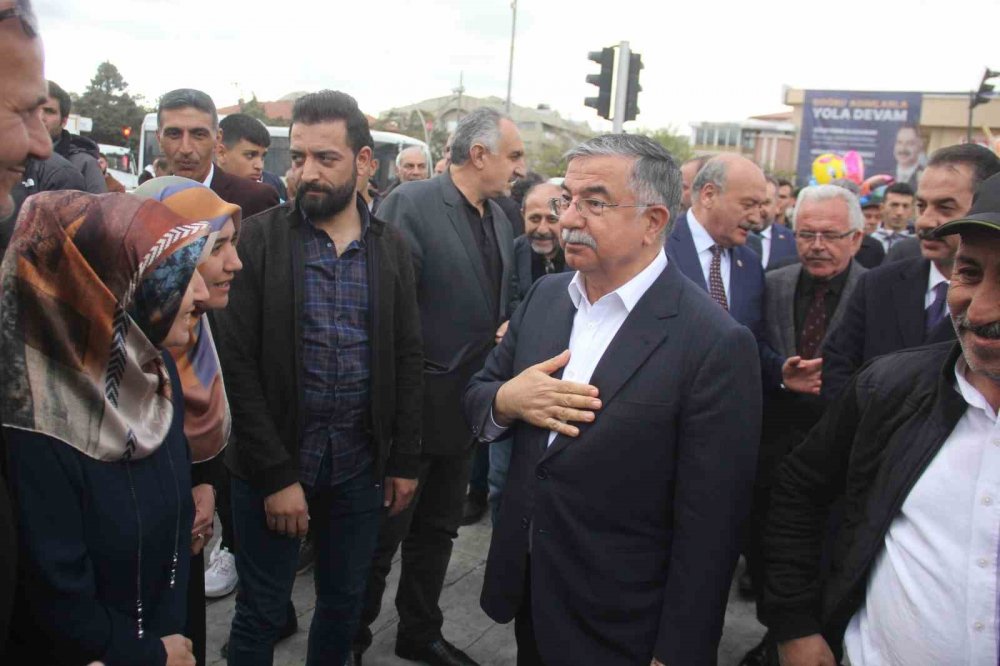 AK Parti Grup Başkanı Yılmaz: “Yanlış sollama hayat götürür, yanlış oylama zulme düşürür”