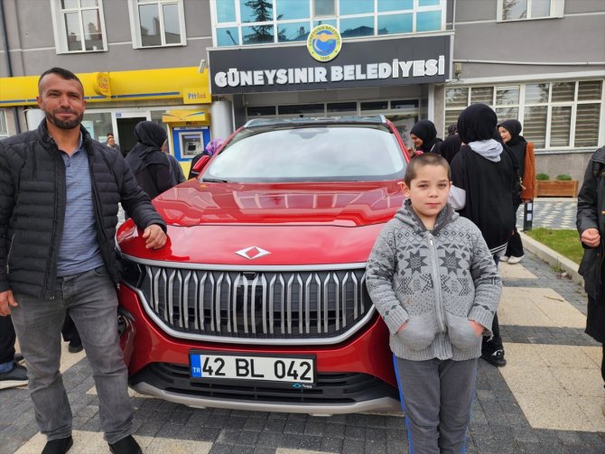 Yerli otomobili Togg, Konya'da yoğun ilgi görüyor! Bu kez o ilçedeydi