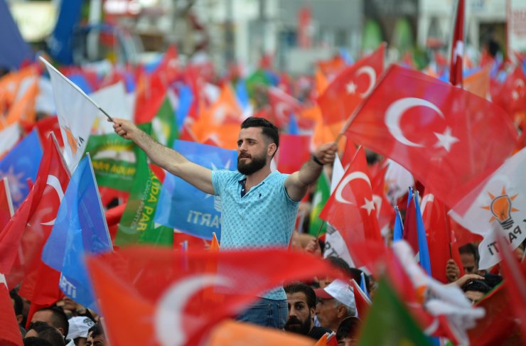 Başkan Erdoğan dev mitingde açıkladı: 100 milyar dolar milletimizin emrinde olacak