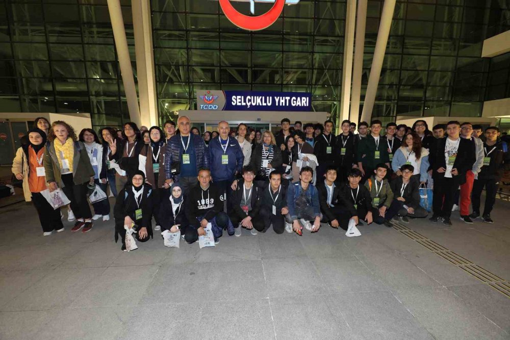 Konya'da öğrenciler tarih yolculuğuna çıktı