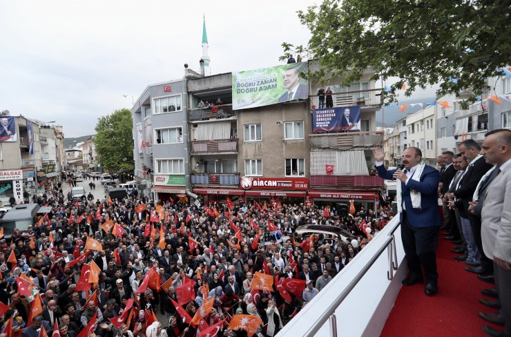 Bakan Varank: Spor dostu, sporcu dostu bir Cumhurbaşkanı'mız var