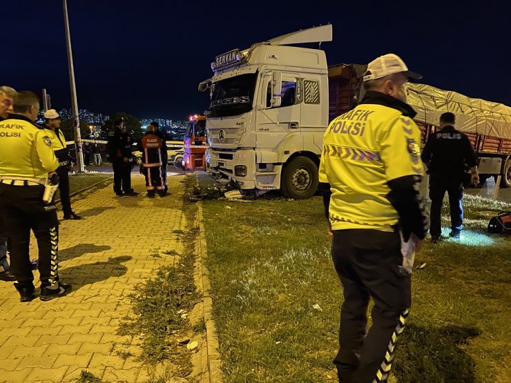 Elazığ’da TIR’ın altında kalan motosiklet sürücüsü öldü