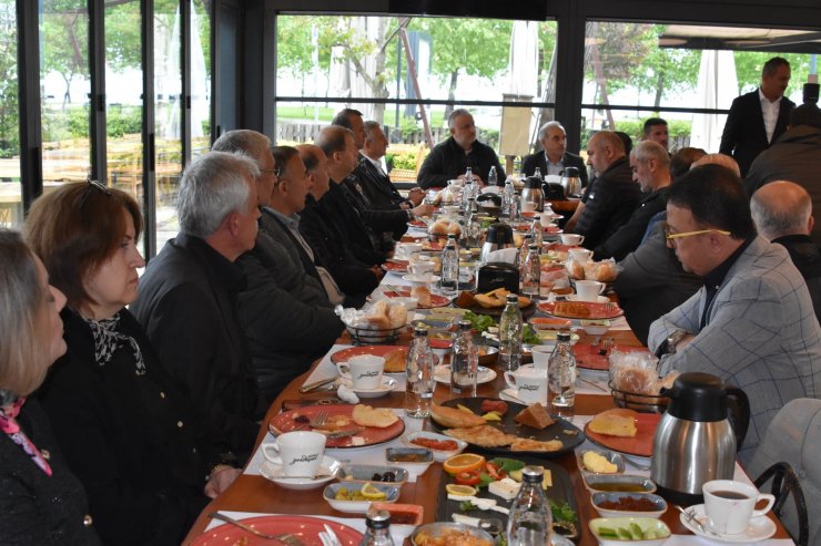 Bakan Özer: Büyük imtihandan da daha güçlü çıkacağız