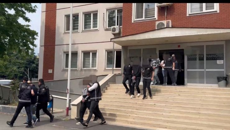 Çelik yelekli uyuşturucu çetesine operasyonda 7 tutuklama