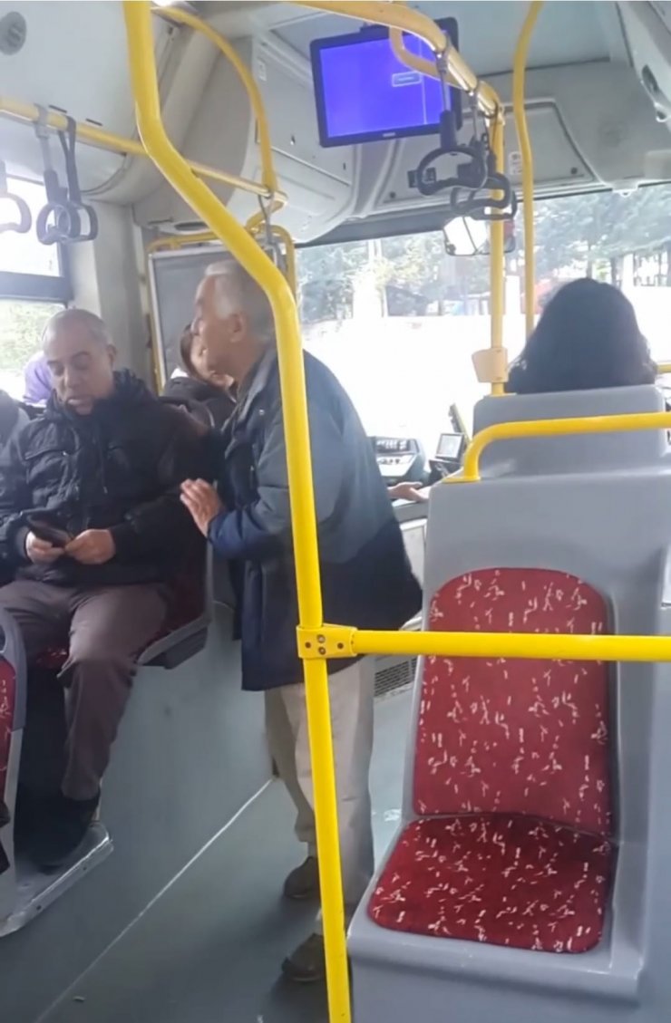 Yolcu ile tartıştı! Şoför kontak kapattı