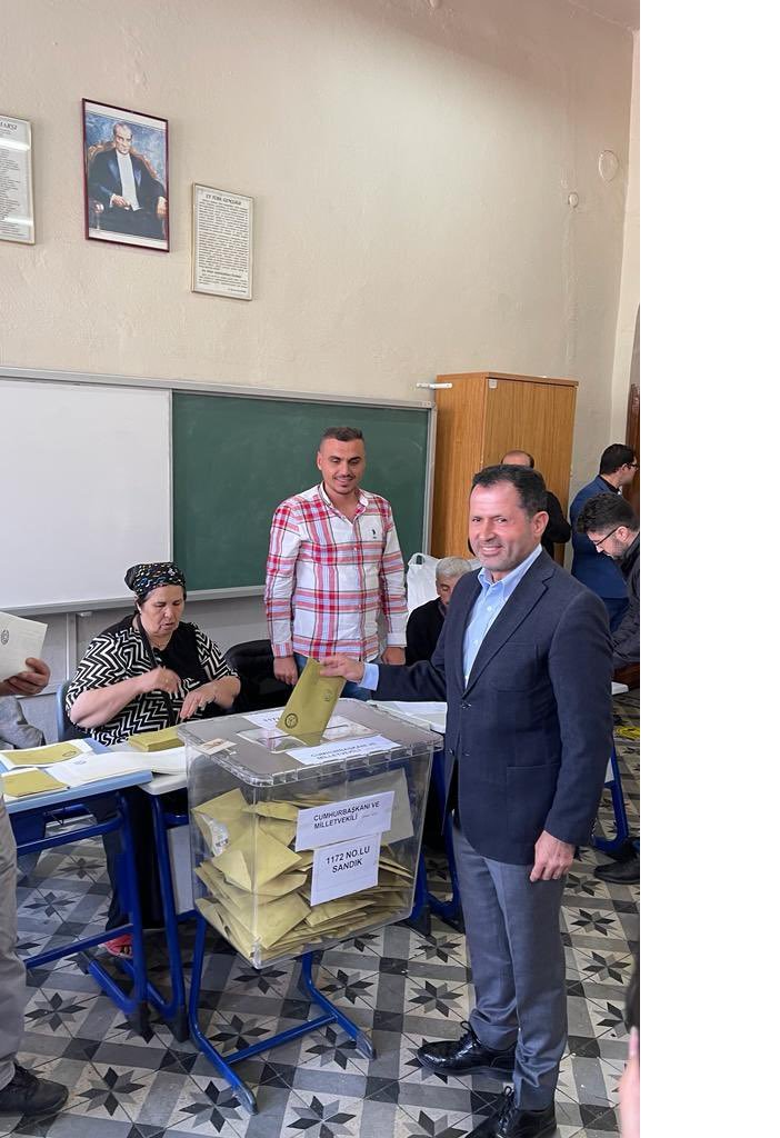 ziya-altunyaldiz.jpg