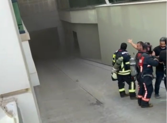 Hastane yemekhanesinde yangın