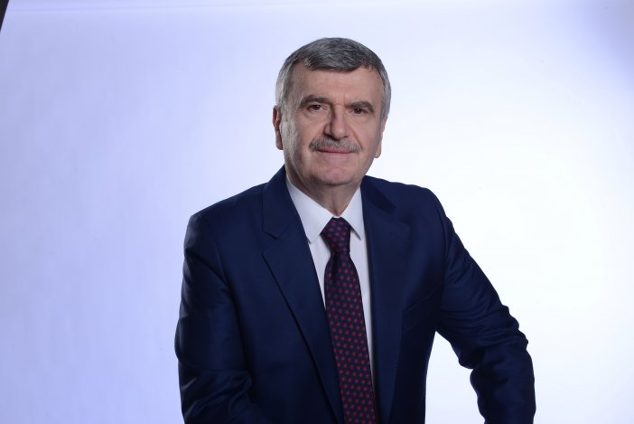 tahir-akyurek-001.jpg