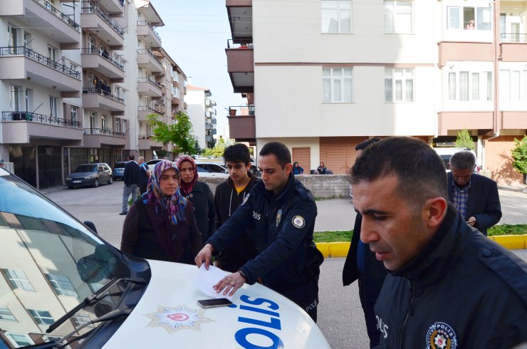 5'inci kat balkonundan düşüp öldü