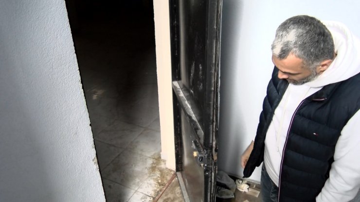 Bankayı soymak için duvar deldi