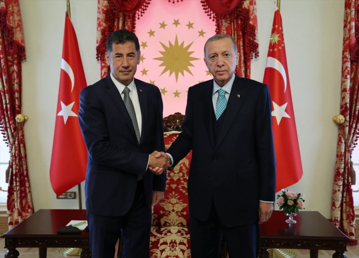 cumhurbaskani-erdogan-sinan-ogan-ile-bir-araya-geldi.jpg