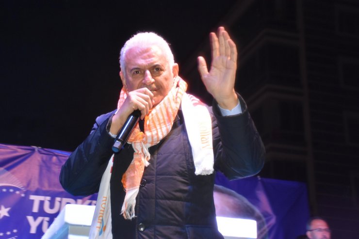 Binali Yıldırım: 1 milyon mülteci gidecek noktaya gelmiştir