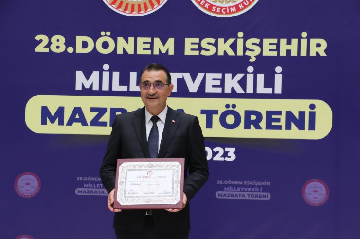Bakan Dönmez: Güneş enerjisinde 10 yılda 10 bin megavata ulaştık (3)