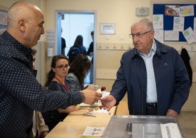 Genelkurmay Başkanı Orgeneral Güler oyunu kullandı