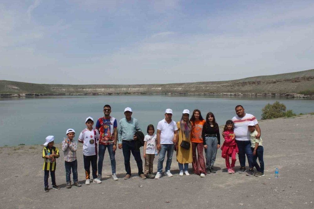 Konya’da yurtlarda kalan depremzedeler doğal güzellikleri gezdi