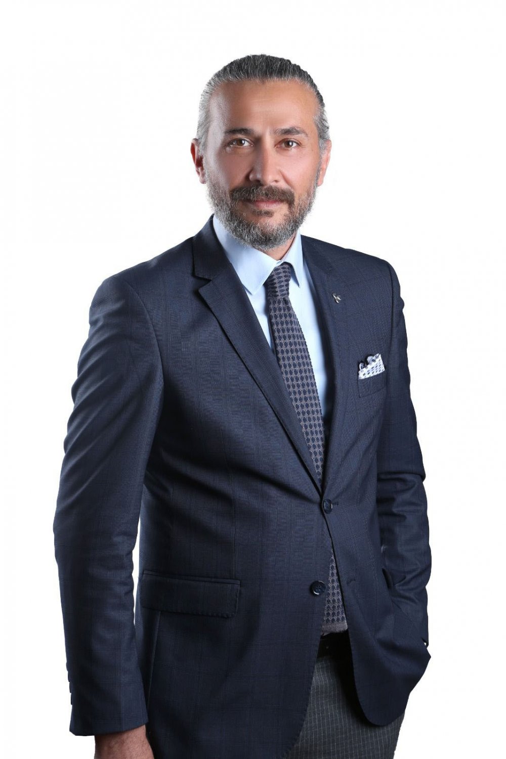 MHP'den aday olan Doç. Dr. Ayas, silahlı saldırıya uğradı