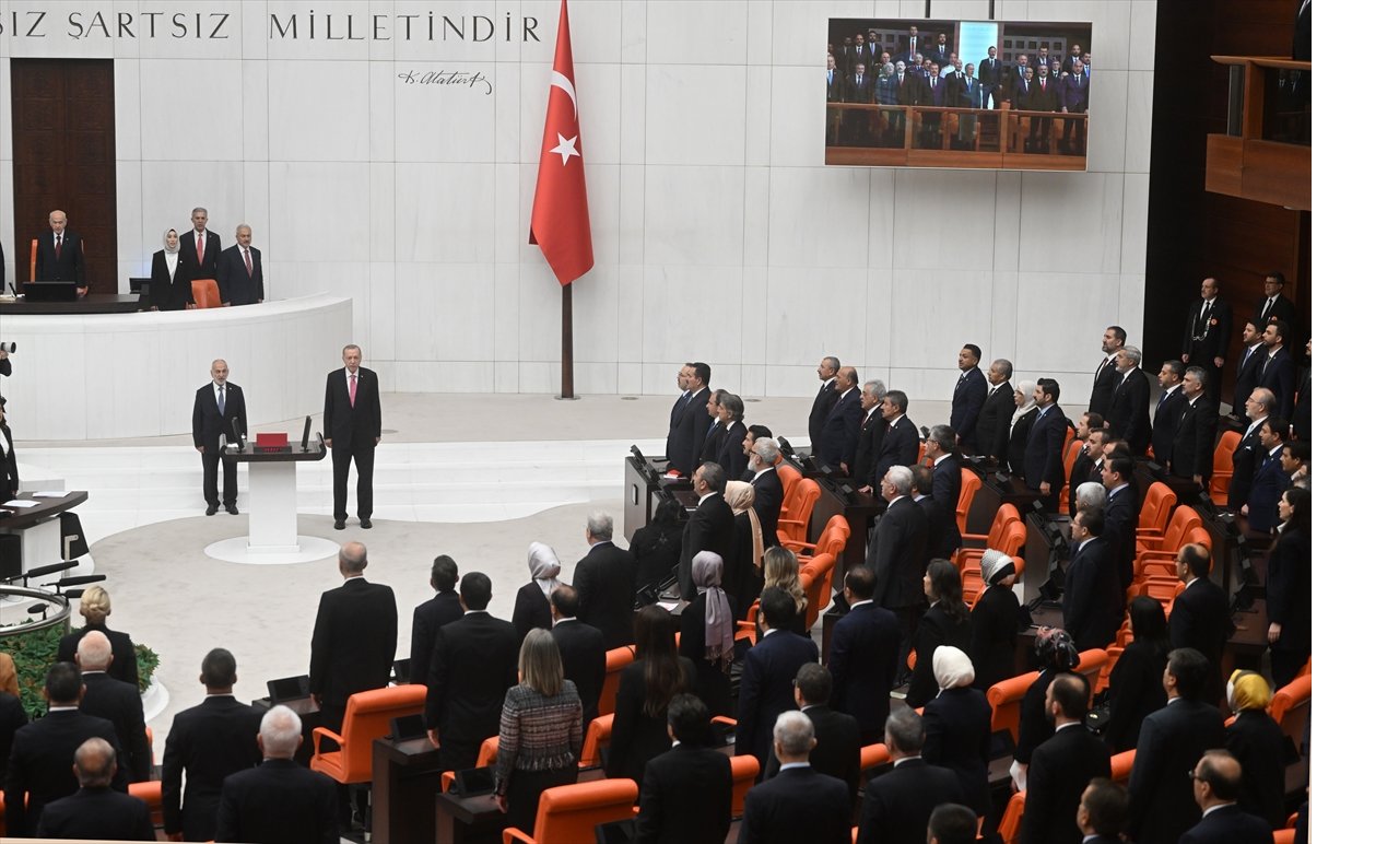 aa-20230603-31322129-31322128-cumhurbaskani-erdogan-mecliste-yemin-etti.jpg