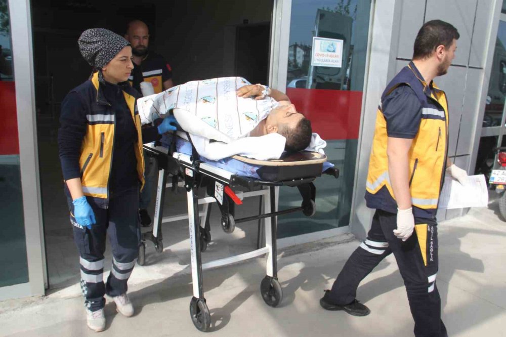 Konya’da trafik kazası! Minibüs alt geçide düştü: 1 yolcu öldü, 1 yaralı