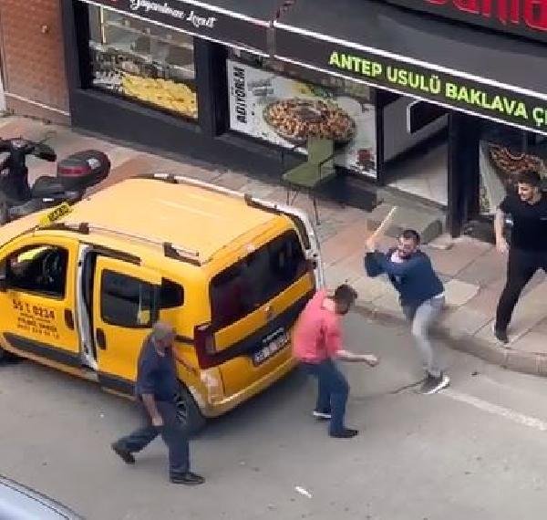 Taksici, 'telefon numarası vermeme' tartışmasında cinayet işlemiş