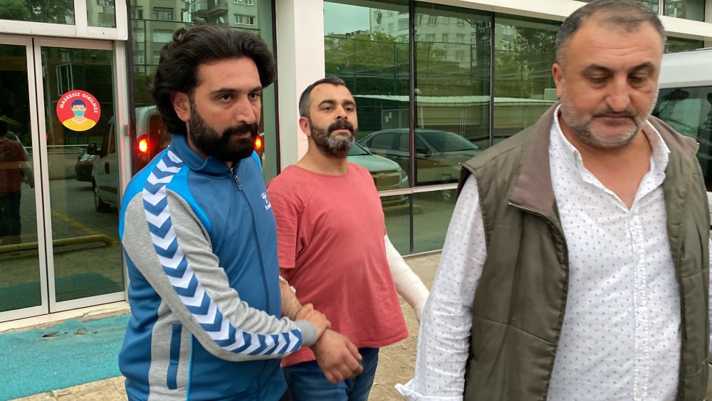 Taksici, 'telefon numarası vermeme' tartışmasında cinayet işlemiş