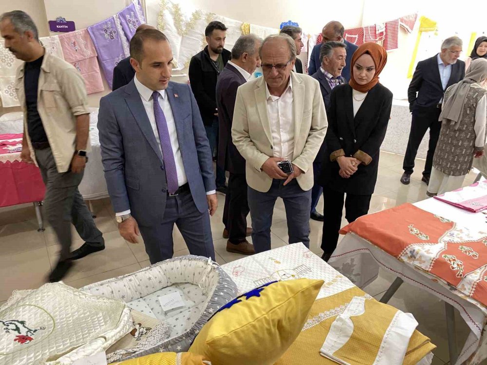 Konya'nın o ilçesindeki sergi büyük ilgi gördü