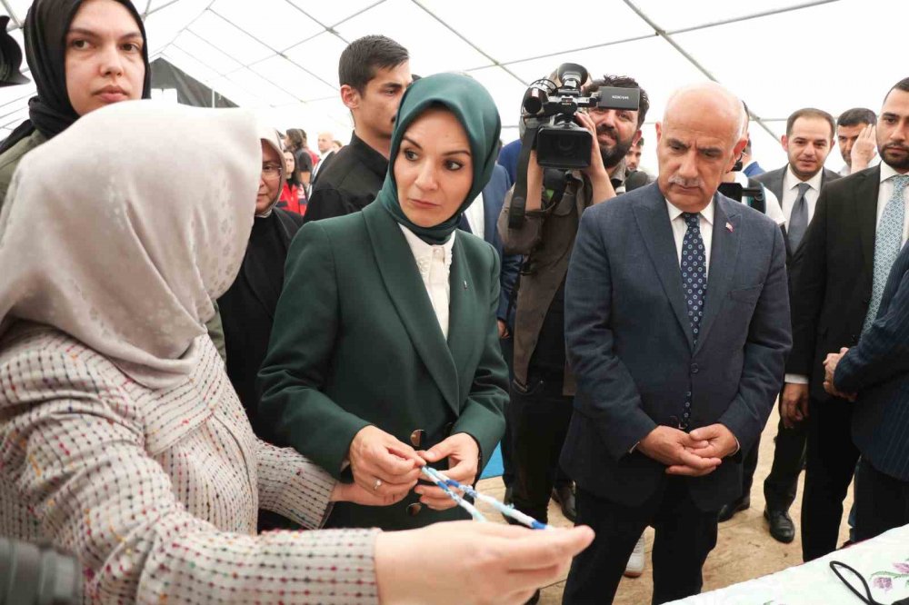 Bakan Göktaş: "Bizim bölgede yapacak çok işimiz var"