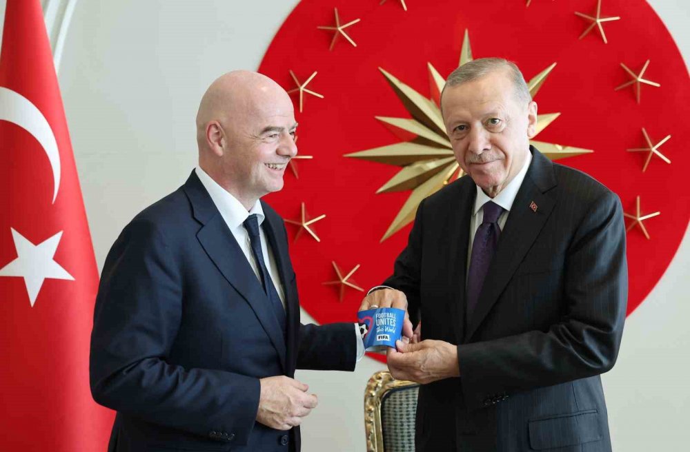 Cumhurbaşkanı Erdoğan, FIFA Başkanı Infantino ile görüştü