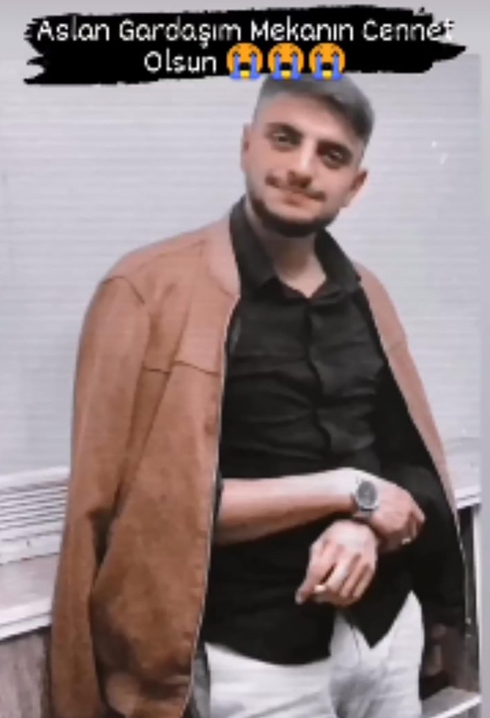 Otomobilin kamyonete çarptığı kaza kamerada: 1 ölü, 1 yaralı