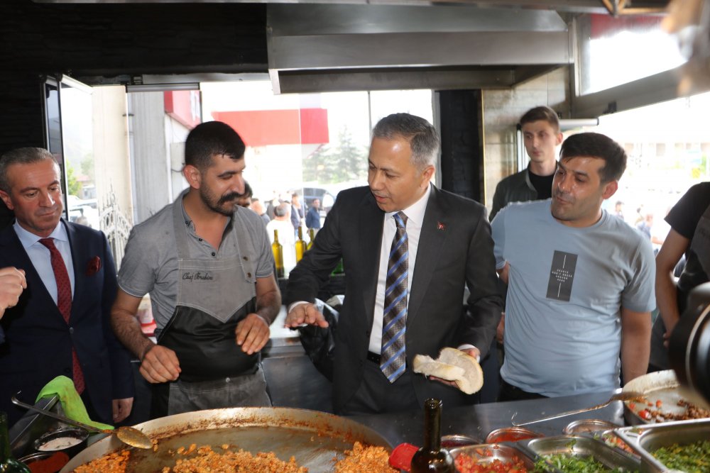 Bakan Yerlikaya, Hakkari'de