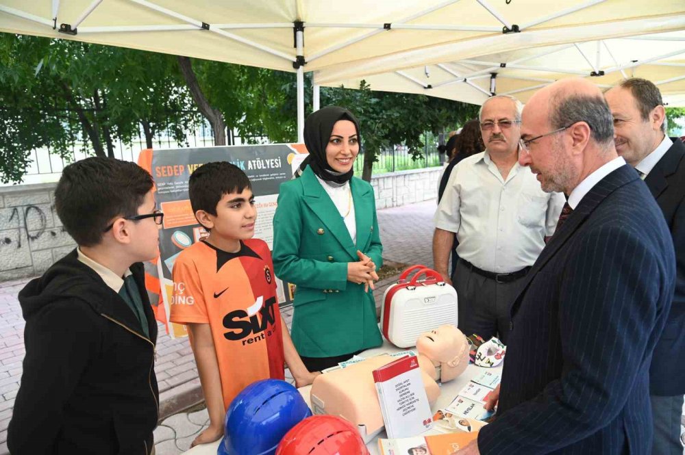 Beyhekim Gelişim ve Teknoloji Akademisi'nde yılsonu etkinliği