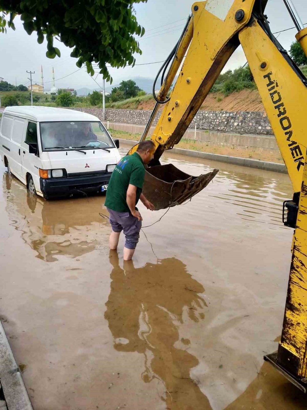 Konya’da haziran ayında kış mevsimini andıran görüntüler
