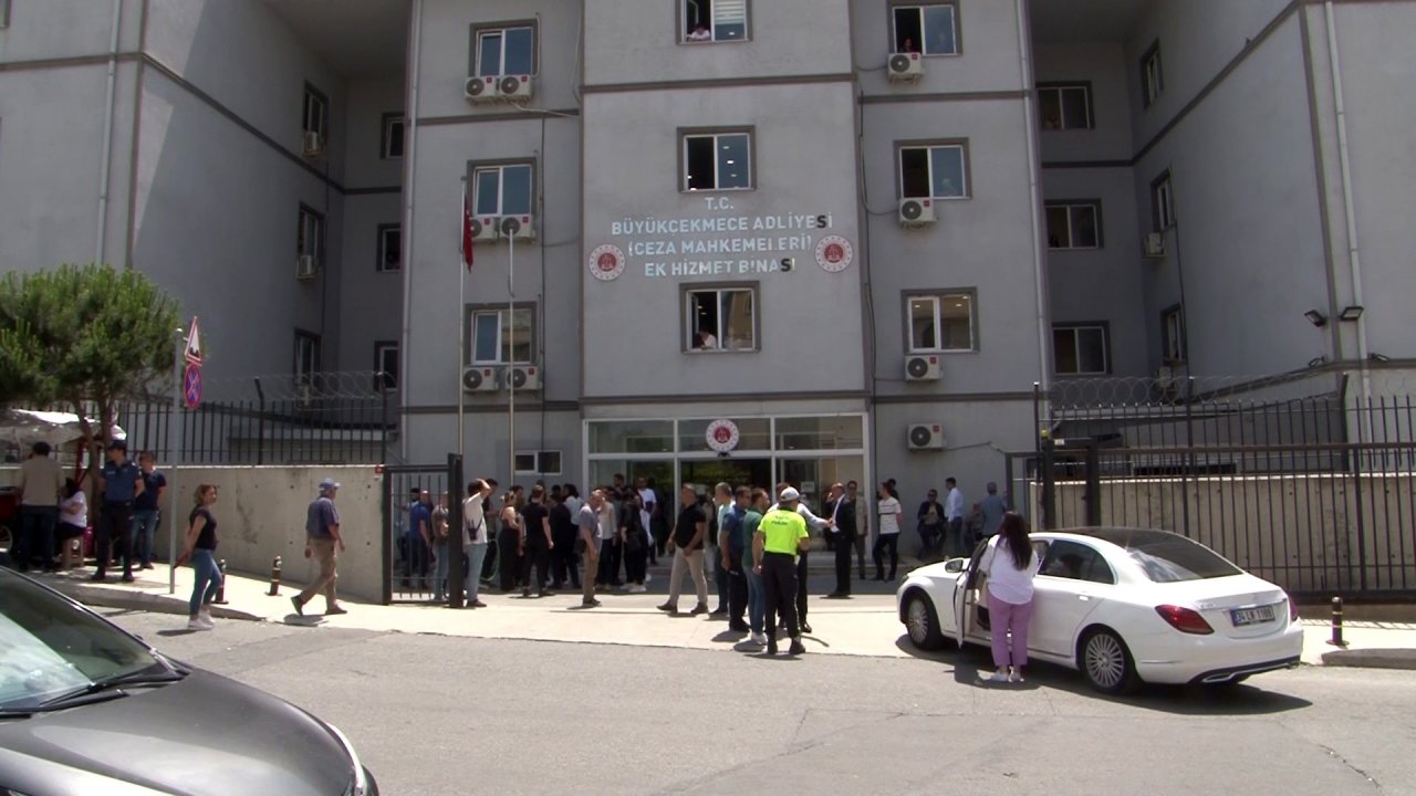 ekrem-imamoglunun-davasinin-gorulmesine-baslandi.jpg