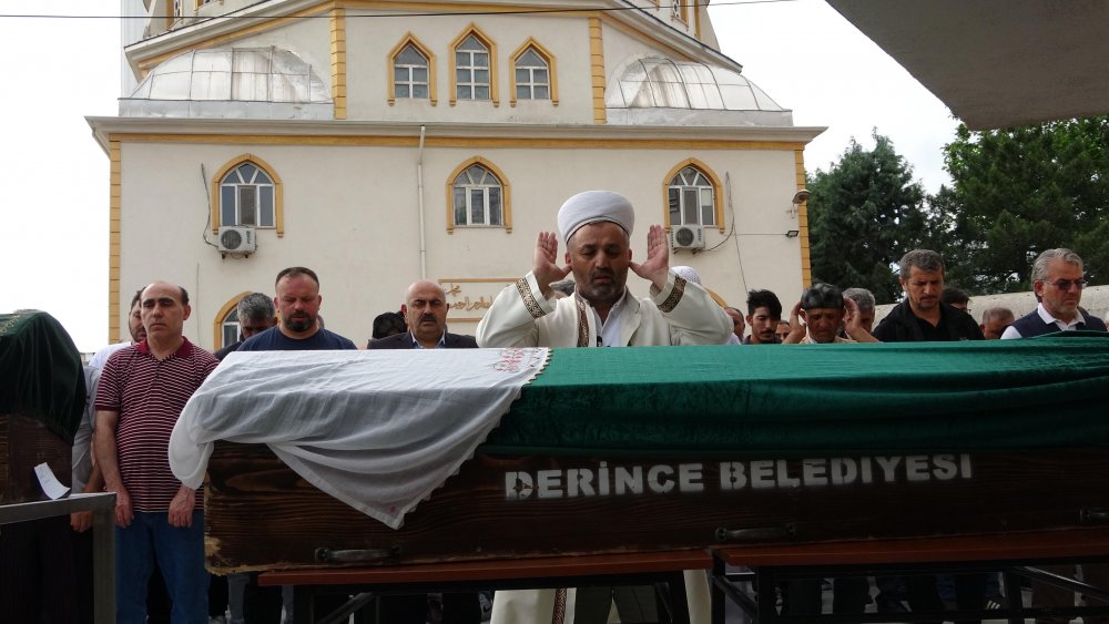 Kocasının döverek öldürdüğü Sinem, toprağa verildi