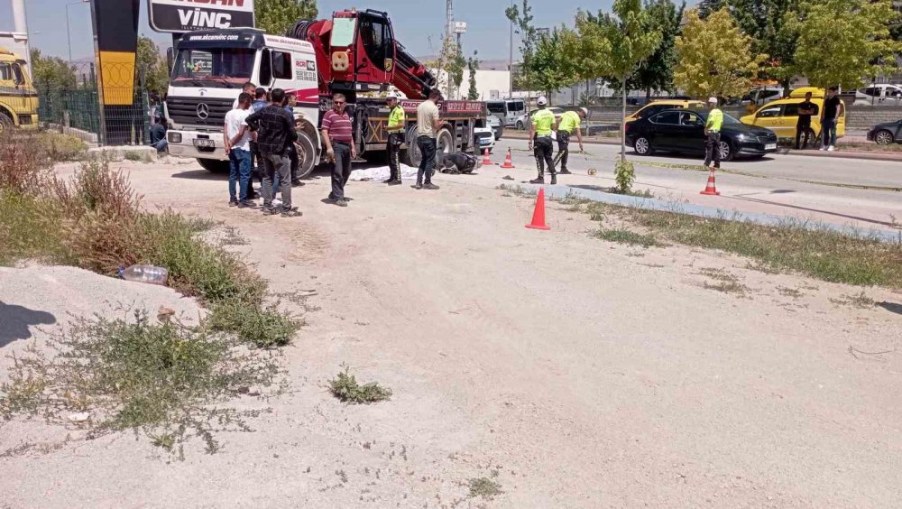 Konya merkezde bayram öncesi acı haber! 15 yaşındaki motosiklet sürücüsü hayatını kaybetti
