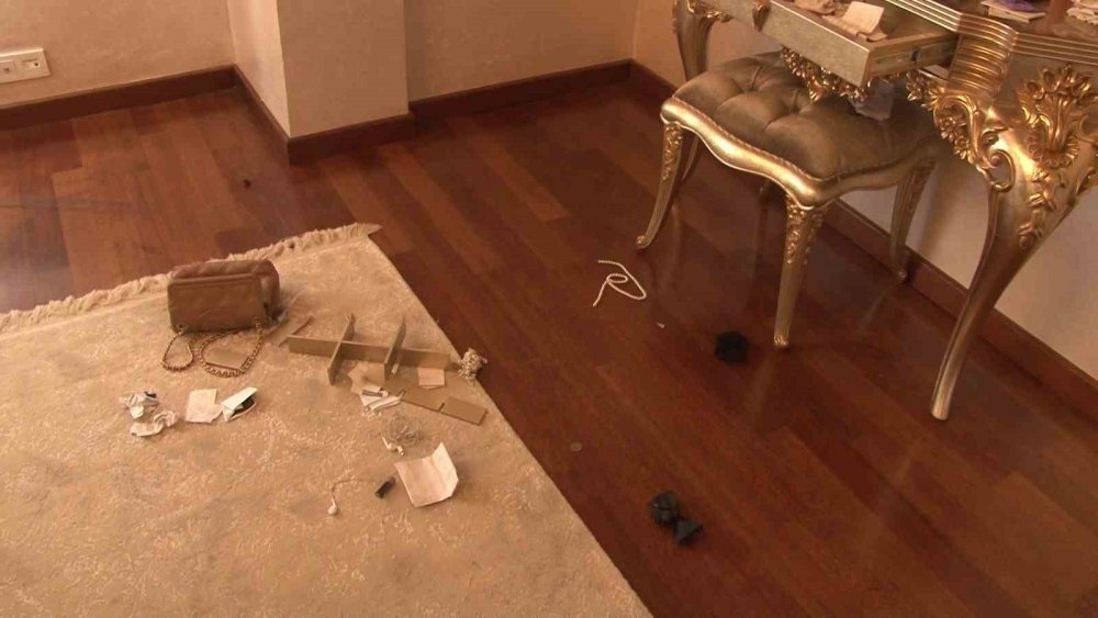 Silahlı maskeli soygun! 20 milyon lirayla kayıplara karıştılar