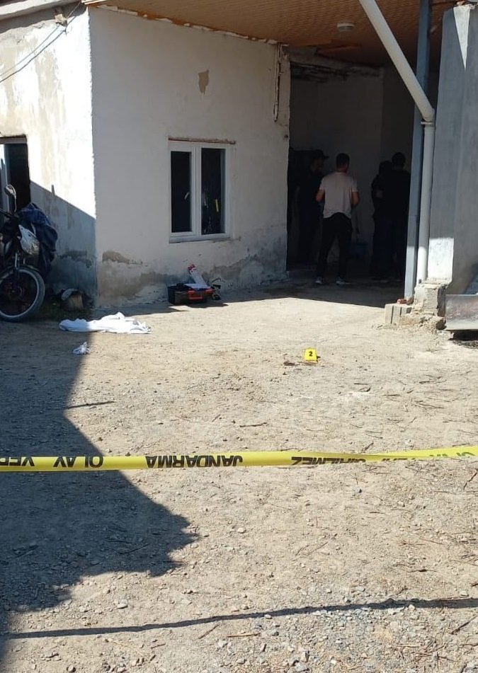 Tartıştığı ağabeyini av tüfeğiyle öldürdü