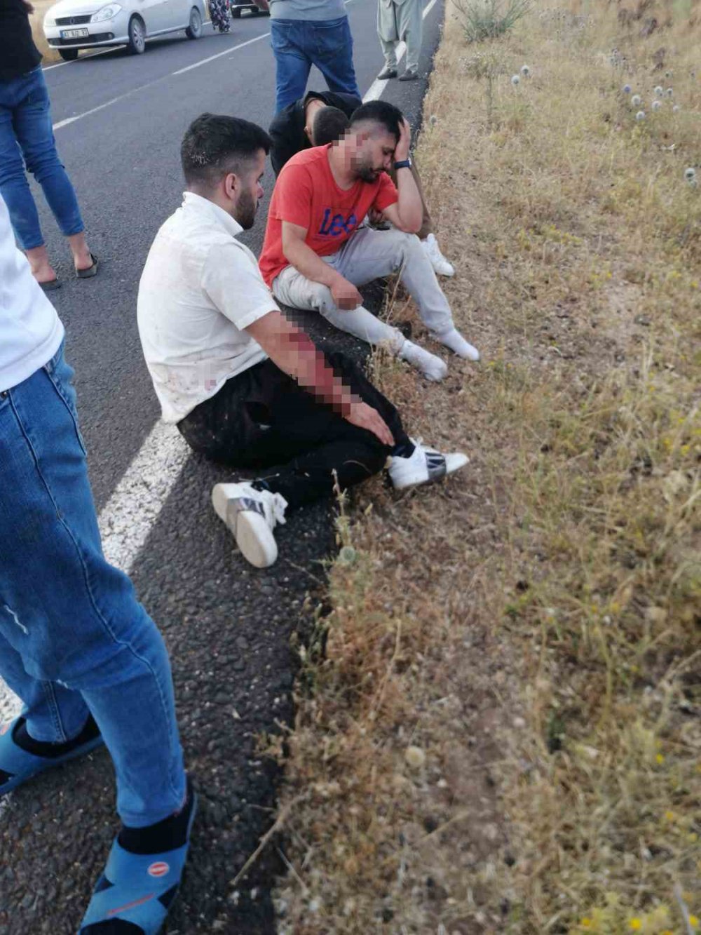 İki ayrı kaza: 1 ölü, 8 yaralı